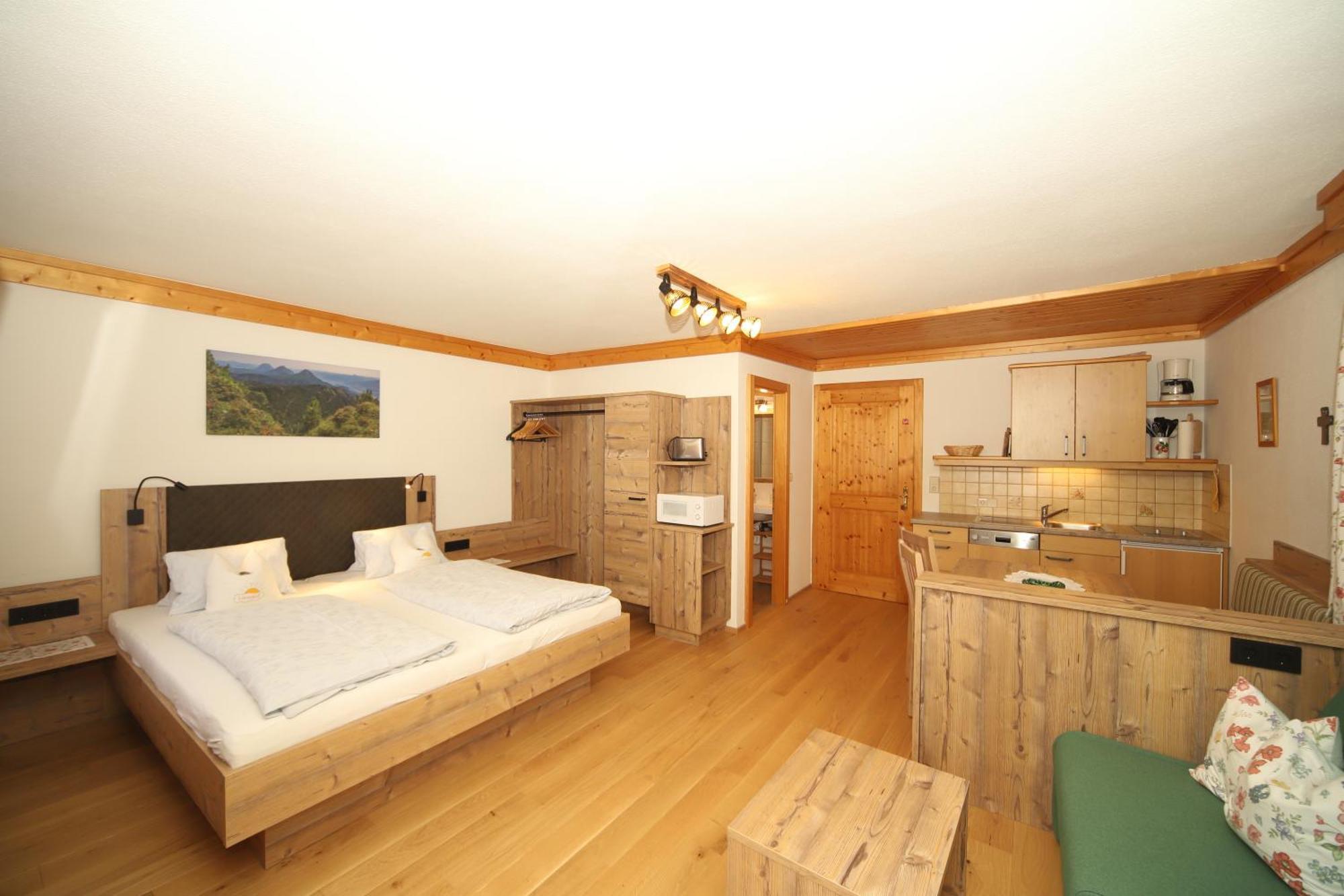 Linarhof Apartment Urlaub Am Bio Bauernhof Haus im Ennstal Eksteriør billede