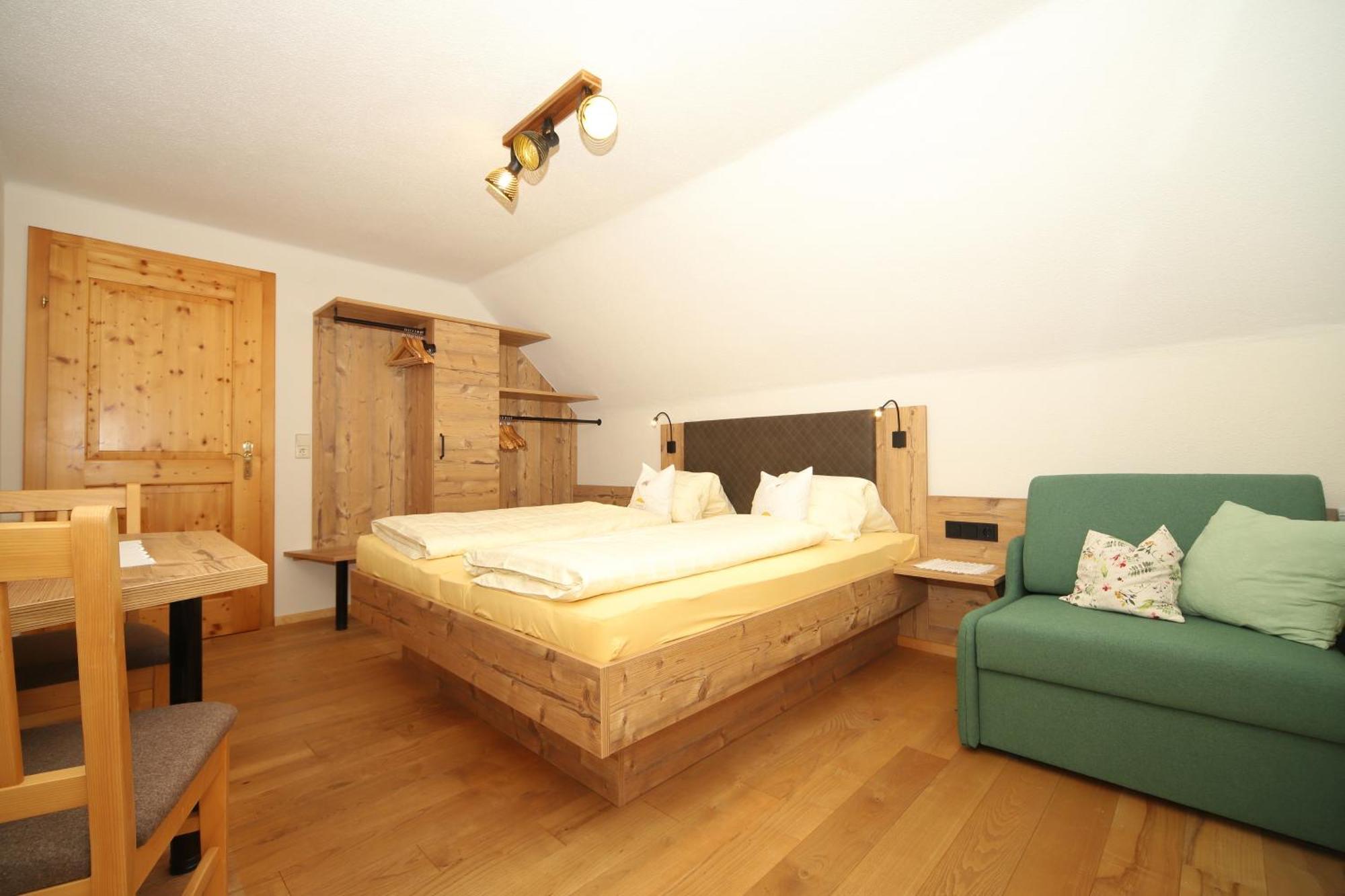 Linarhof Apartment Urlaub Am Bio Bauernhof Haus im Ennstal Eksteriør billede