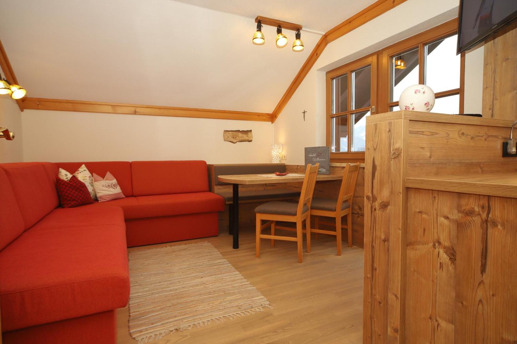 Linarhof Apartment Urlaub Am Bio Bauernhof Haus im Ennstal Eksteriør billede